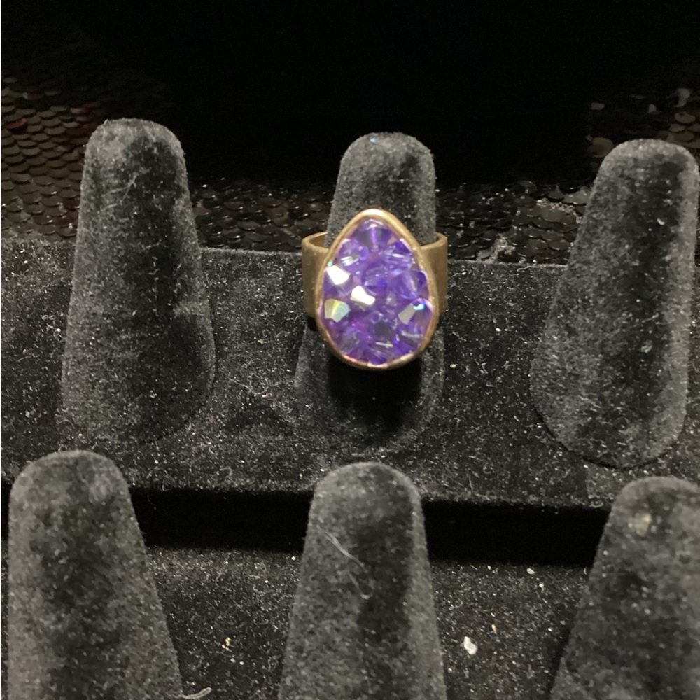 Elegant Purple Druzy Gemstone Ring
